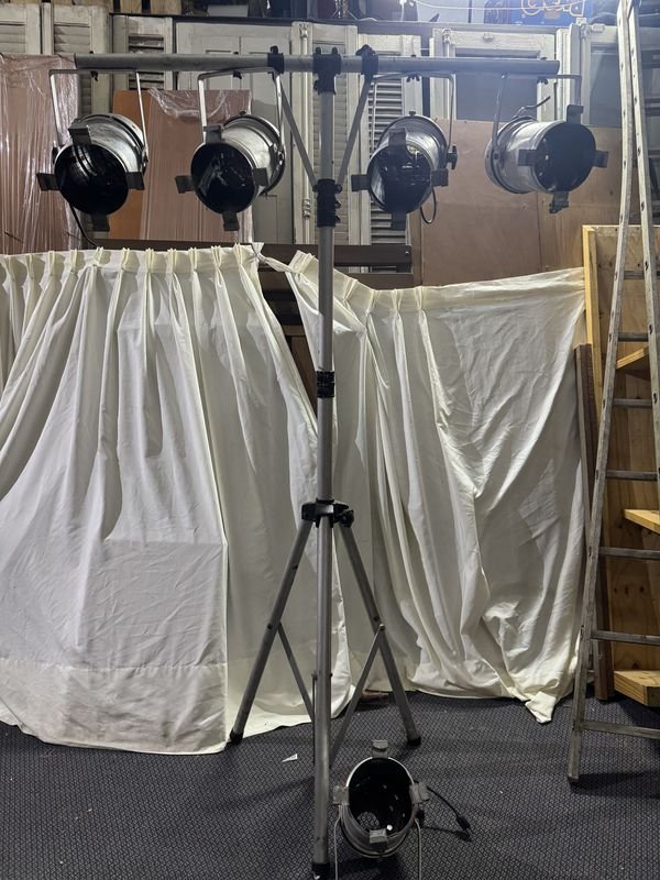 Item 875915 - Image 1