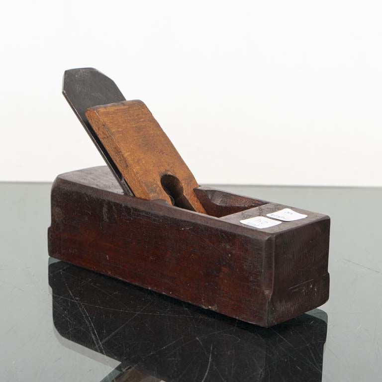 Cepillo de carpintero - Herramienta para ajustar superficies