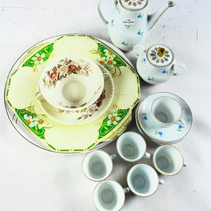 Juego de Vajilla Inglesa Antigua: Plato de Masas, Fuente, Tazas de Consomé y Azucarero - imagen 2