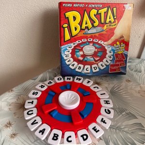 Lote anterior: Juego de Mesa "Basta!" Original