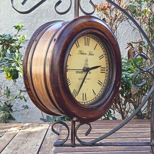 Reloj Decorativo de Pared Doble Faz con Soporte de Hierro Forjado -  Conmemorativo Palacio Salvo de Montevideo (1928)- Medidas Soporte: 41,5 cm x 49 cm / Medidas Reloj Diámetro 26 cm x Alto 41,5 cm x 49 cm cm Aprox. - imagen 4