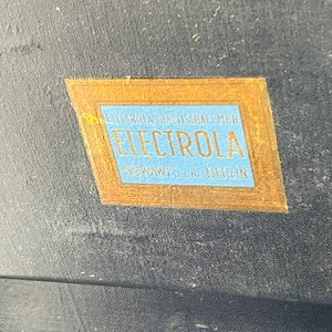 Tocadiscos Electrola Alemán Vintage en Estuche Negro - imagen 5