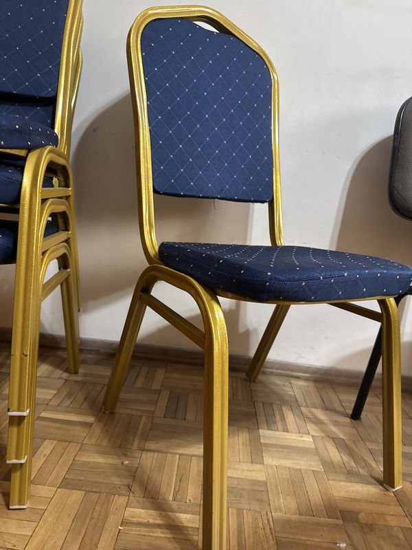 Sillas Apilables Modernas de Diseño Azul y Metal - imagen 7