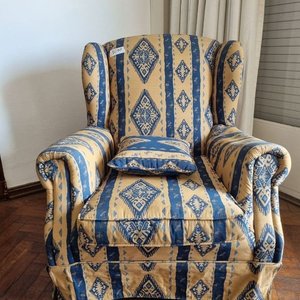 Importante Sillón Berger Tapizado Geométrico Azul y Beige - imagen 2