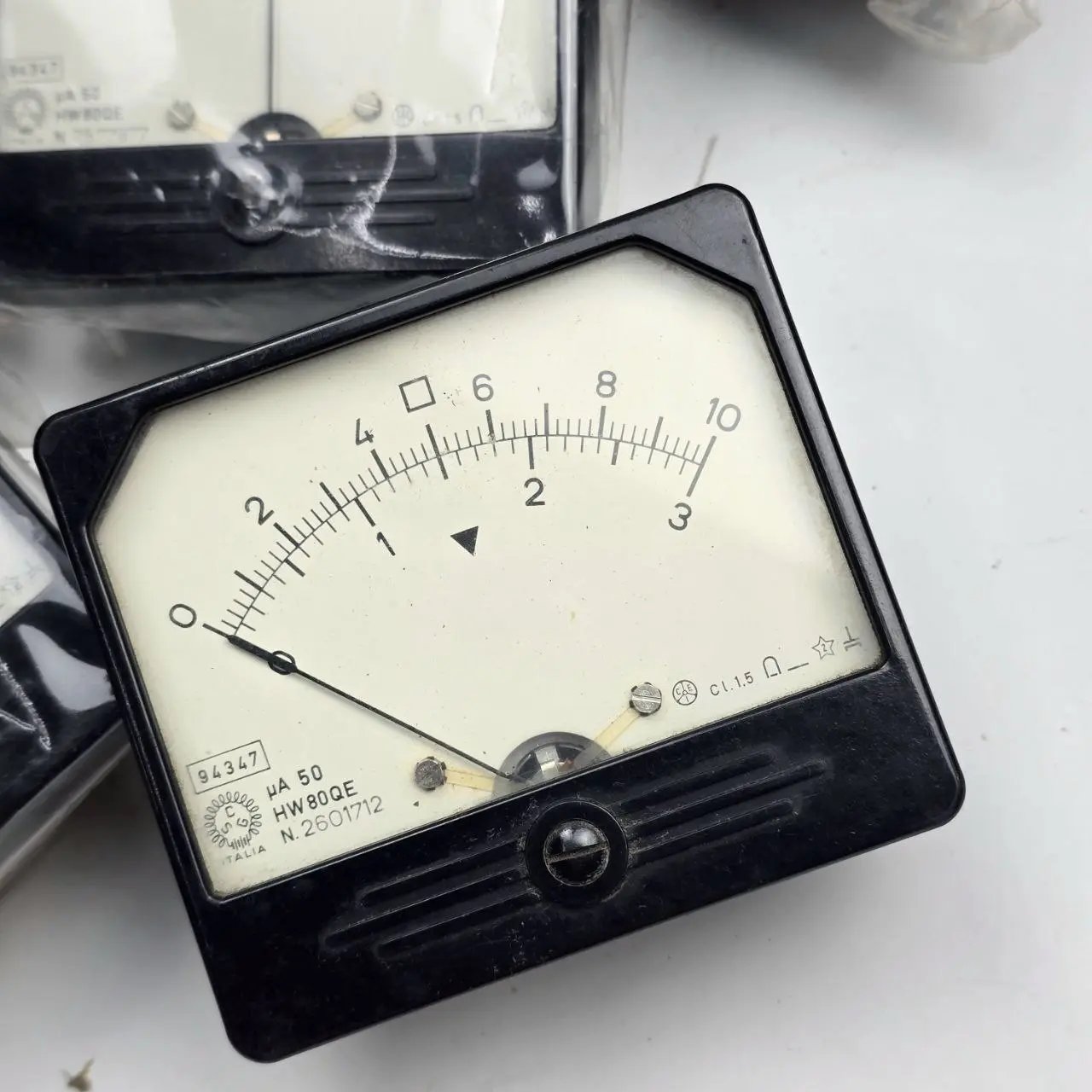 Item lote-14-miliamperimetros-y-amperimetros-6-piezas - Image 1