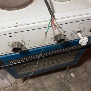 Cocina Eléctrica con Horno y Dos Hornallas - imagen 2