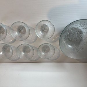 Lote anterior: Bowl Grande y 6 Compoteras de Vidrio Transparente con Diseño Floral