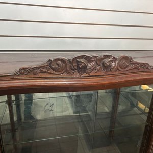 Cristalero Francés Antiguo de Madera con Detalles Tallados - imagen 5