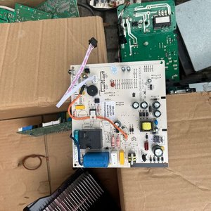 Placas y Componentes Electrónicos para Aire Acondicionado - imagen 9