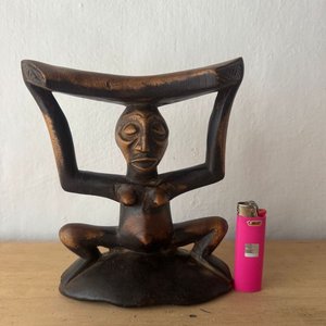Lote anterior: Figura africana de madera tallada