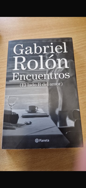 Lote siguiente: Libro Encuentros de Gabriel Rolón