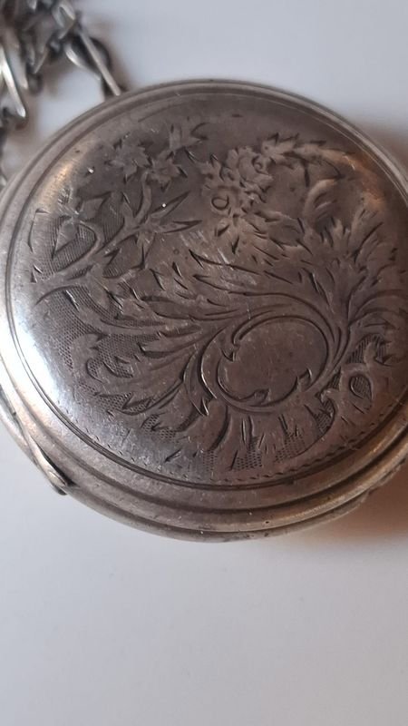 Reloj de bolsillo plata con cadena en mal estado - imagen 3
