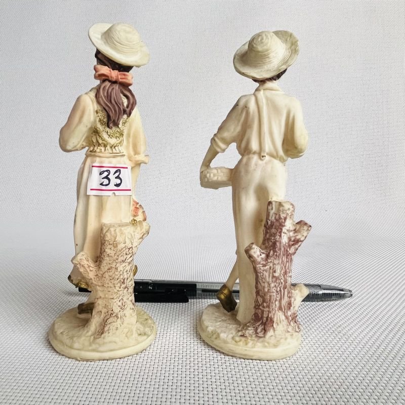 Figuras de porcelana pintadas a mano, pareja - imagen 2