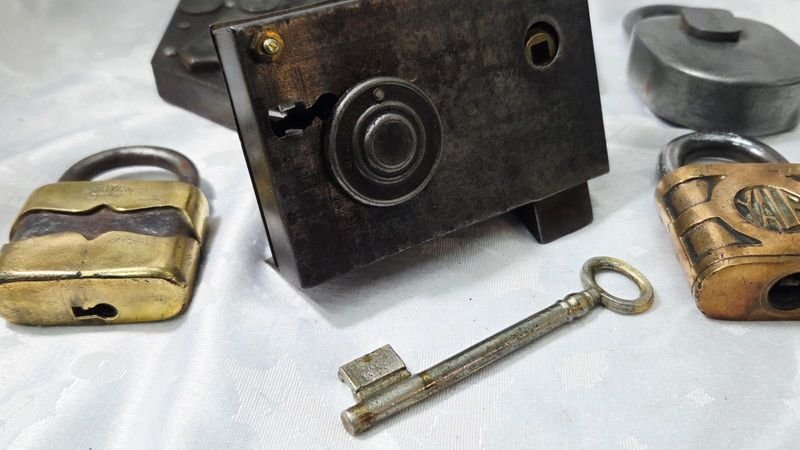 Item 881128 - Image 3