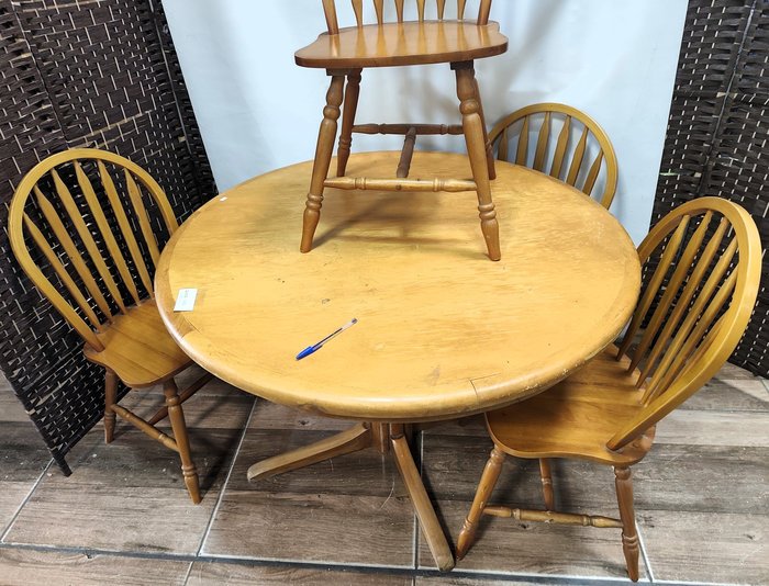 Mueble de comedor en madera maciza, mesa redonda y sillas - imagen 4