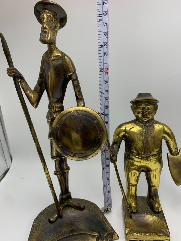 Esculturas en bronce de Quijote y Sancho - imagen 4