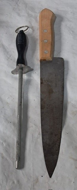 Cuchilla de Cocina y Chaira con Mango de Madera