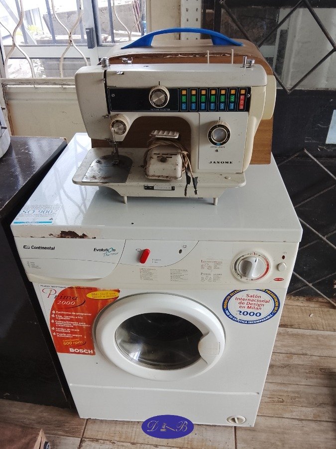 Lavarropas Bosch Prima 2000 y Máquina de Coser Eléctrica Janome con Pedal