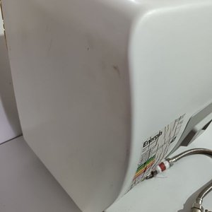 Calefón Eléctrico James 30 Litros Blanco - imagen 3