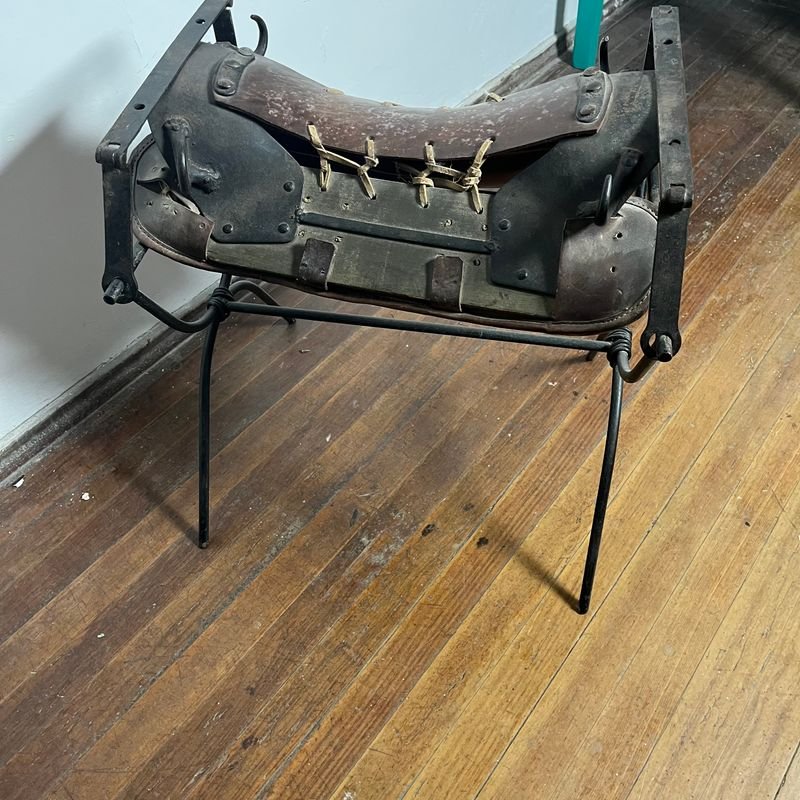 Lote anterior: Decoración de hierro con base metálica