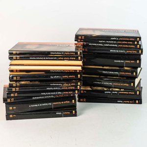 Lote anterior: Colección de 20 Tomos de Autores Varios