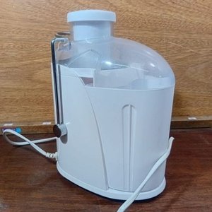 Juguera Smartlife Blanca en Excelente Estado - imagen 3