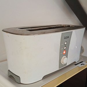 Tostadora eléctrica marca Lexa - Funciona - imagen 2