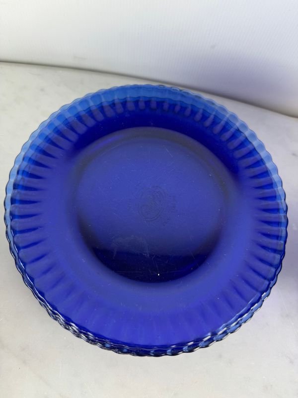 Platos y bowls en vidrio azul de buena calidad - imagen 4