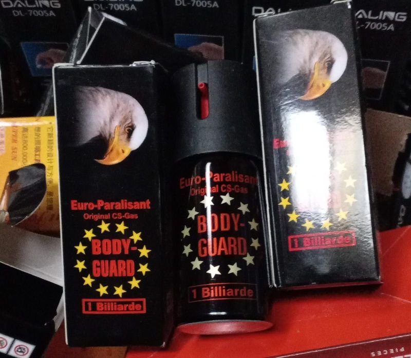 Lote siguiente: Gas pimienta 40 ml - Dos cajas de excelente condición
