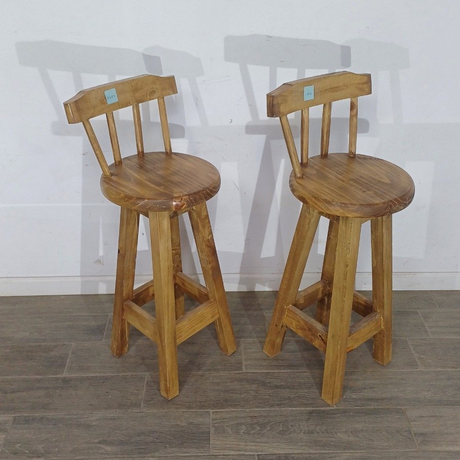 Dos banquetas de pino para el hogar - imagen 3