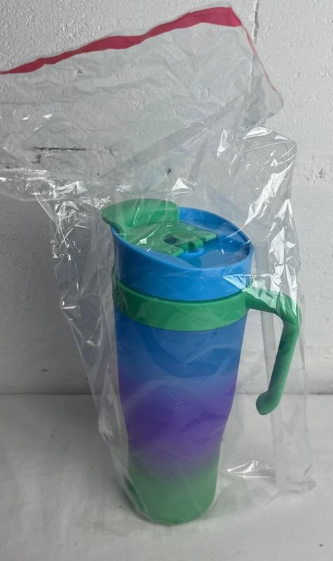 Vaso de Plástico con Tapa y Asa - imagen 6
