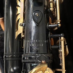 Saxofón Alto Jupiter Negro con Estuche - imagen 11
