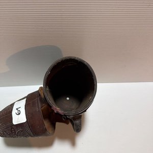 Forro de Termo de Cuero Artesanal con Diseño Repujado - imagen 5