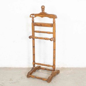 Lote anterior: Perchero Despojador de Madera con Detalles en Lustre