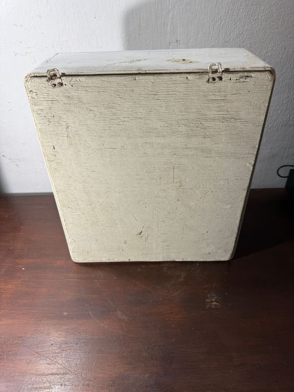 Botiquín de madera para colgar con espejo - imagen 3