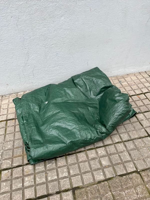 Lona Verde Resistente Aprox. 4x4 Metros - imagen 1