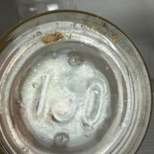 Lote de 3 Frascos de Farmacia Antiguos de Vidrio con Tapa - imagen 9