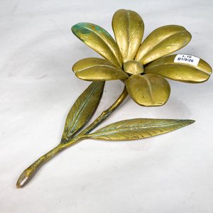 Lote anterior: Flor de Bronce Decorativa con Hojas - 29 x 10 cm