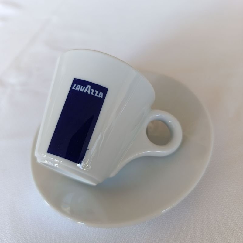 Tazas de café Lavazza para uso en cafeterías - imagen 3