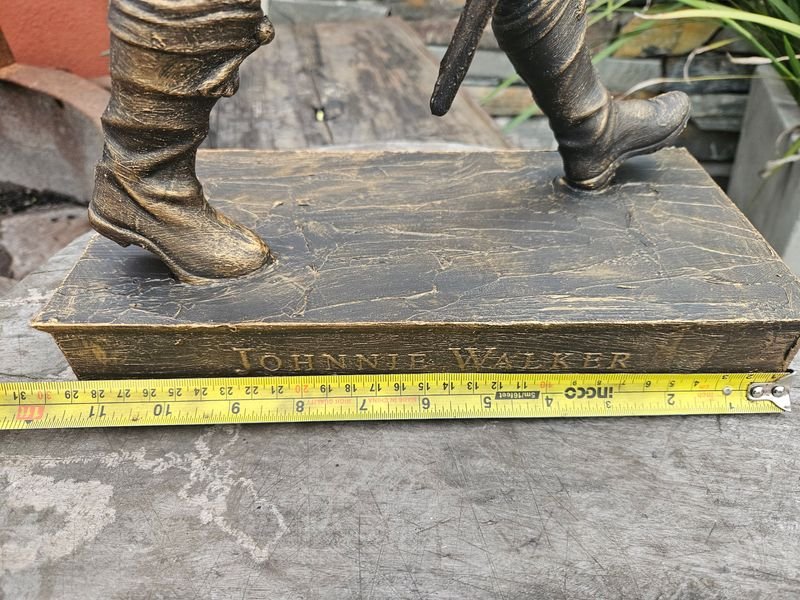 Escultura de Juan Caminante, una obra maestra en bronce - imagen 13