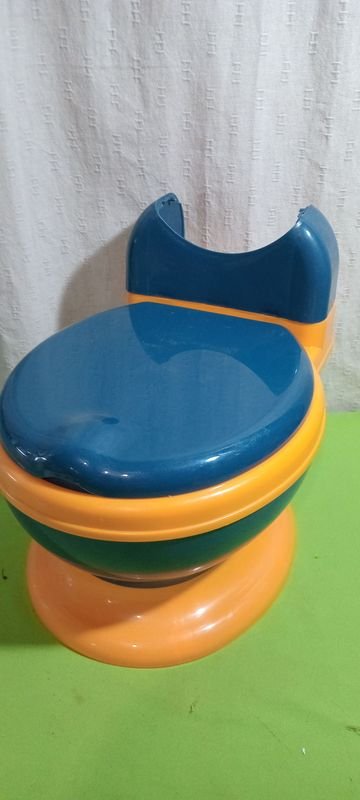 Lote anterior: Inodoro para niños con tapa y cepillo de limpieza