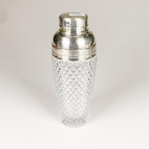Lote siguiente: Coctelera de Cristal Tallado y Metal Vals Lambert