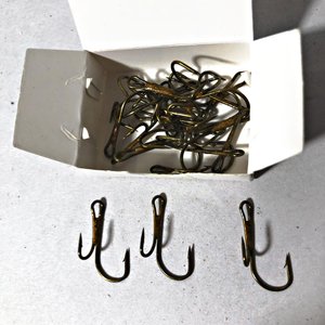Kit de Pesca: Tanza, Anzuelos y Boya Luminosa con Carga USB - imagen 3