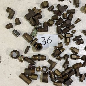 Lote anterior: Lote de 100 Piezas de Conexiones y Adaptadores de Bronce