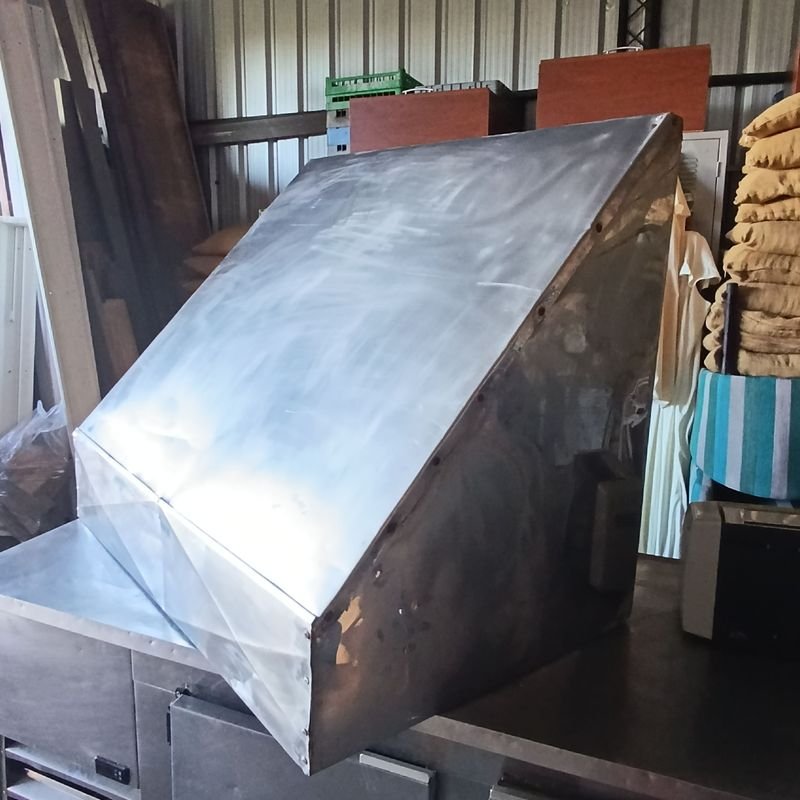 Caja de Acero Inoxidable con Cubierta Plástica - imagen 3