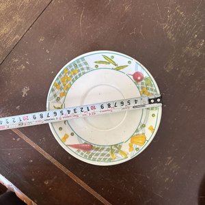 Lote de 12 Platos Surtidos de Porcelana con Diseños Florales y Paisajes - imagen 10