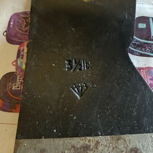 Dos Cabezas de Hacha Marca Diamante Nuevas - imagen 5