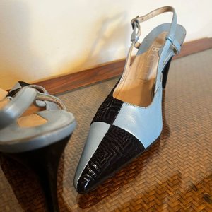 Zapatos de Fiesta Stiletto Botti Talle 36 Negro y Celeste - imagen 3