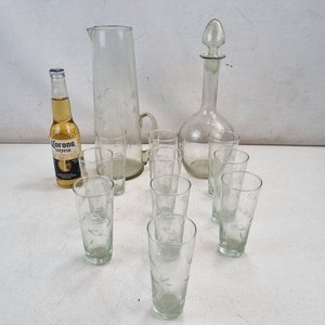 Lote anterior: Set de Cristal Tallado Floral: Jarra, Licorera y 10 Vasos Largos