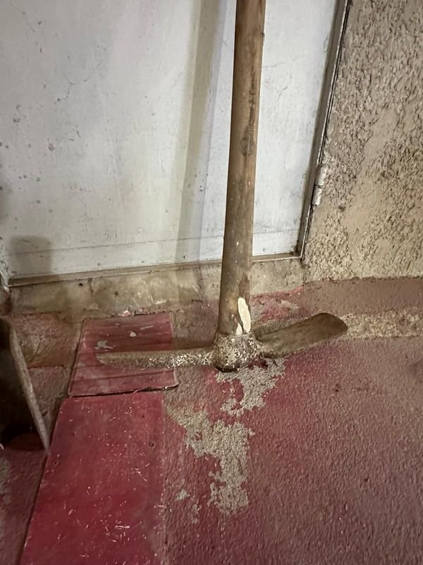 Item 889378 - Image 1